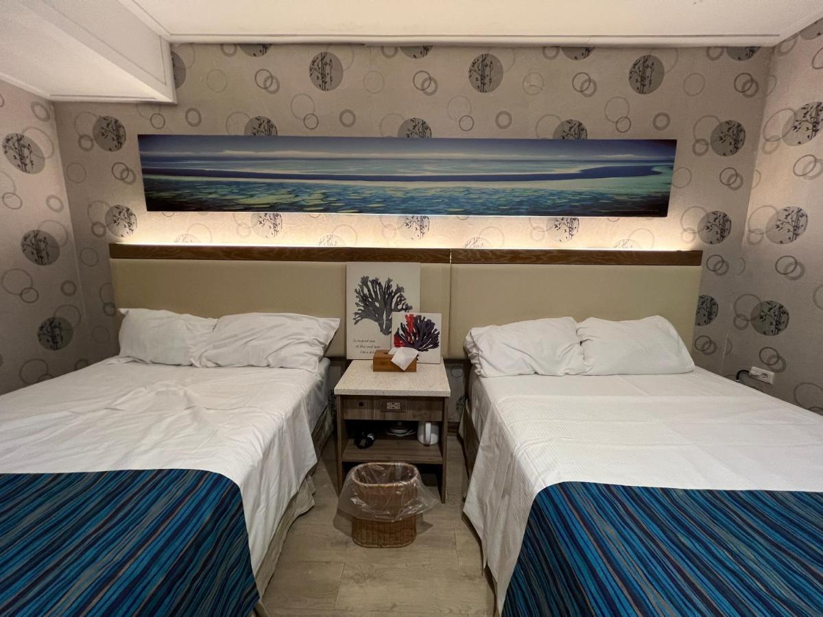 Saipan Well House Hotel Bagian luar foto