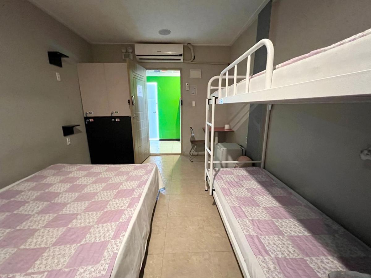 Saipan Well House Hotel Bagian luar foto
