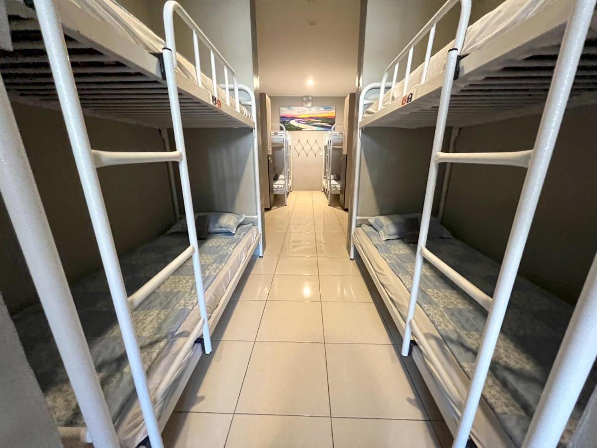 Saipan Well House Hotel Bagian luar foto