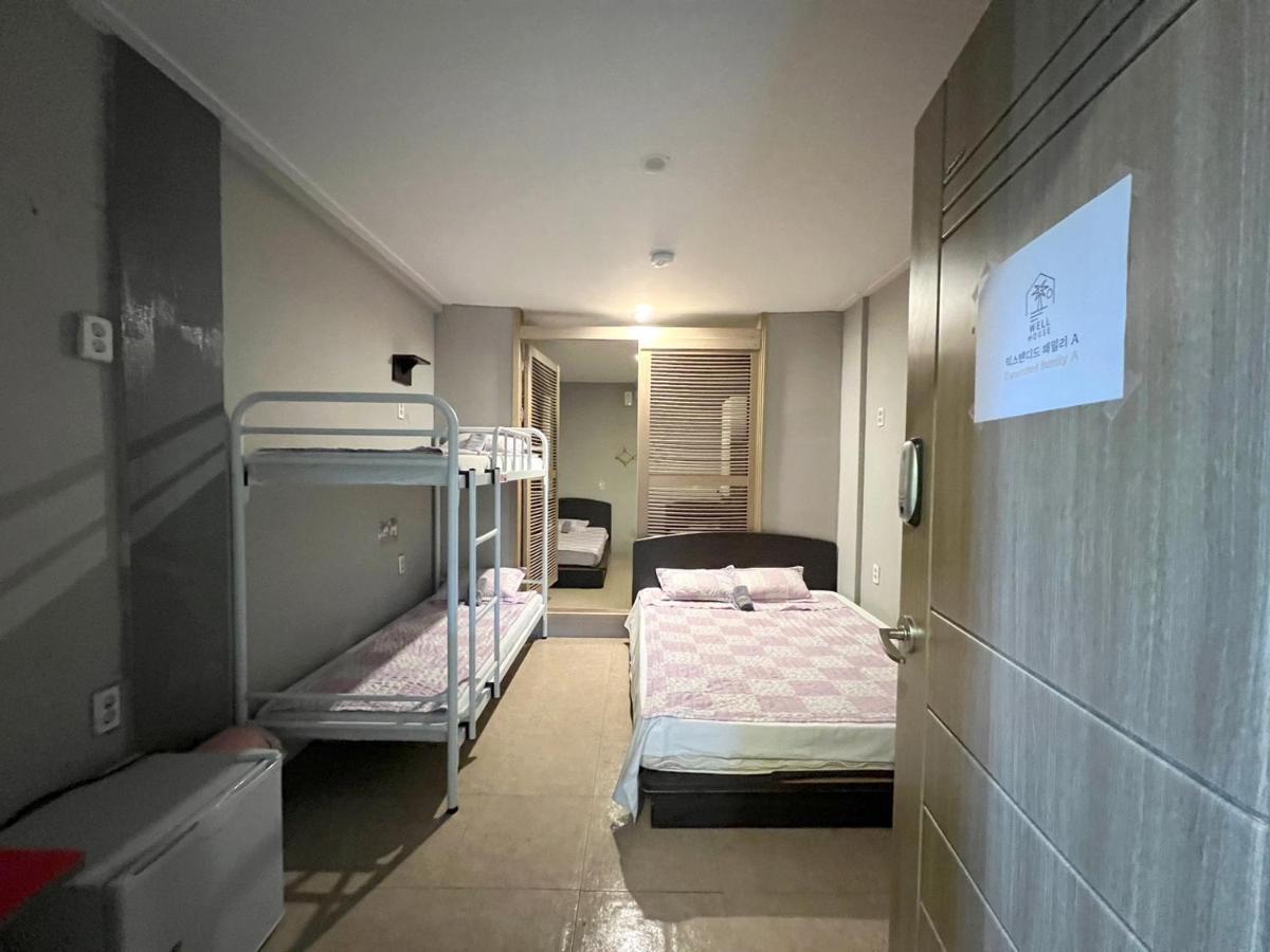 Saipan Well House Hotel Bagian luar foto