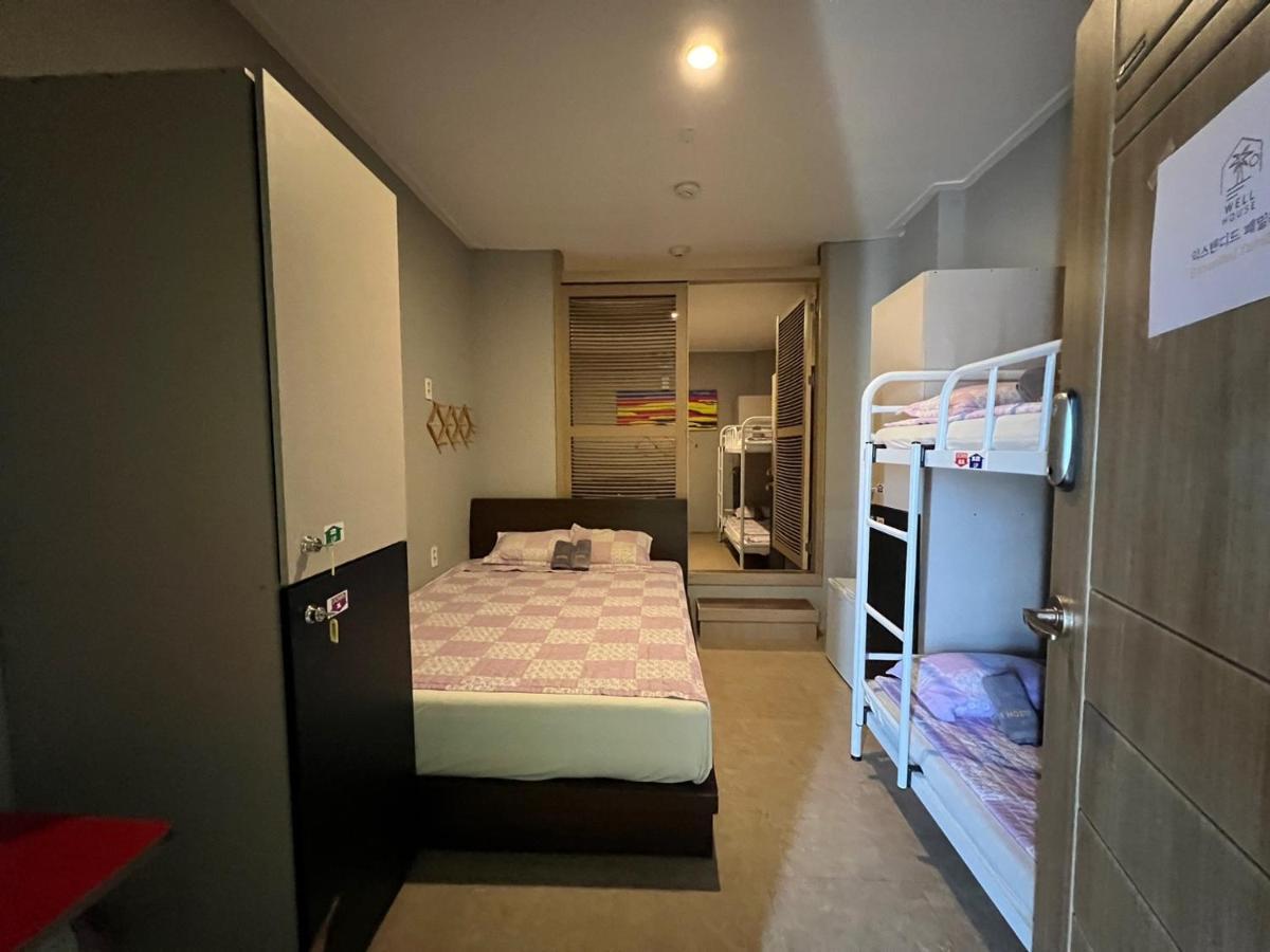 Saipan Well House Hotel Bagian luar foto