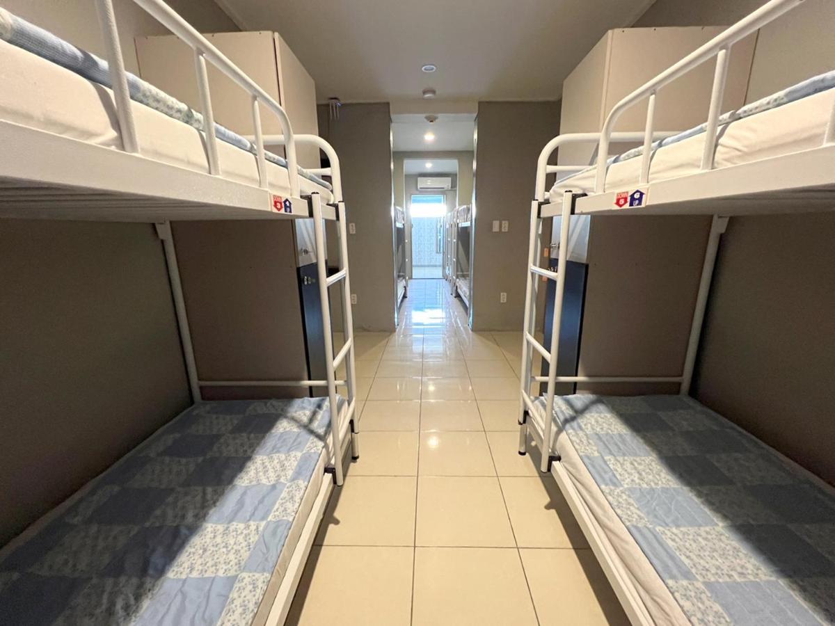 Saipan Well House Hotel Bagian luar foto